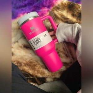 Stanley Quencher H2.0 40oz Tumbler - Pink